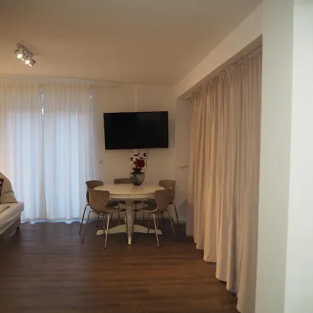 Apstay I Parking Option & Self Check-in * Γκρατς