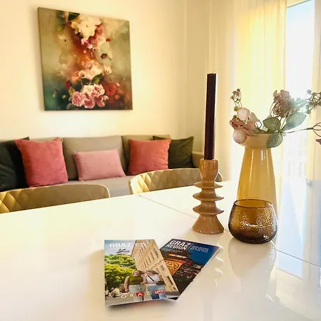 Holiday home Apstay I Parking Option & Self Check-in Graz