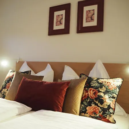 Apstay I Parking Option & Self Check-in Holiday home