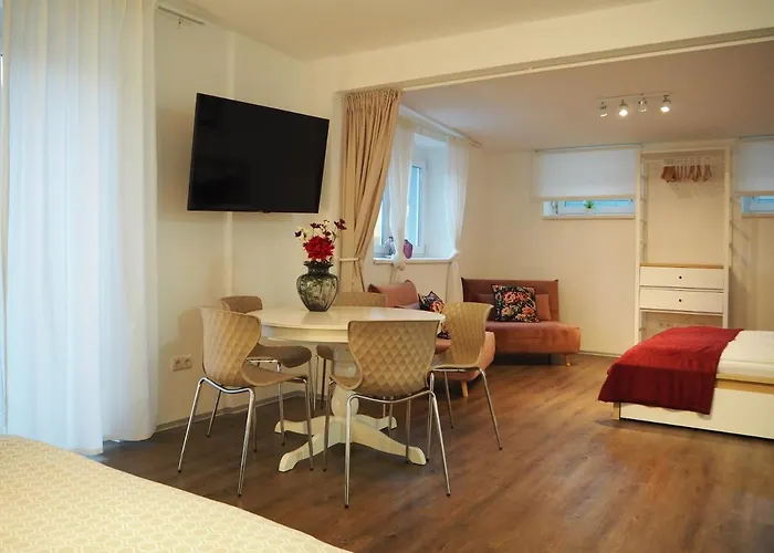 Apstay I Parking Option & Self Check-in Casa vacanze *